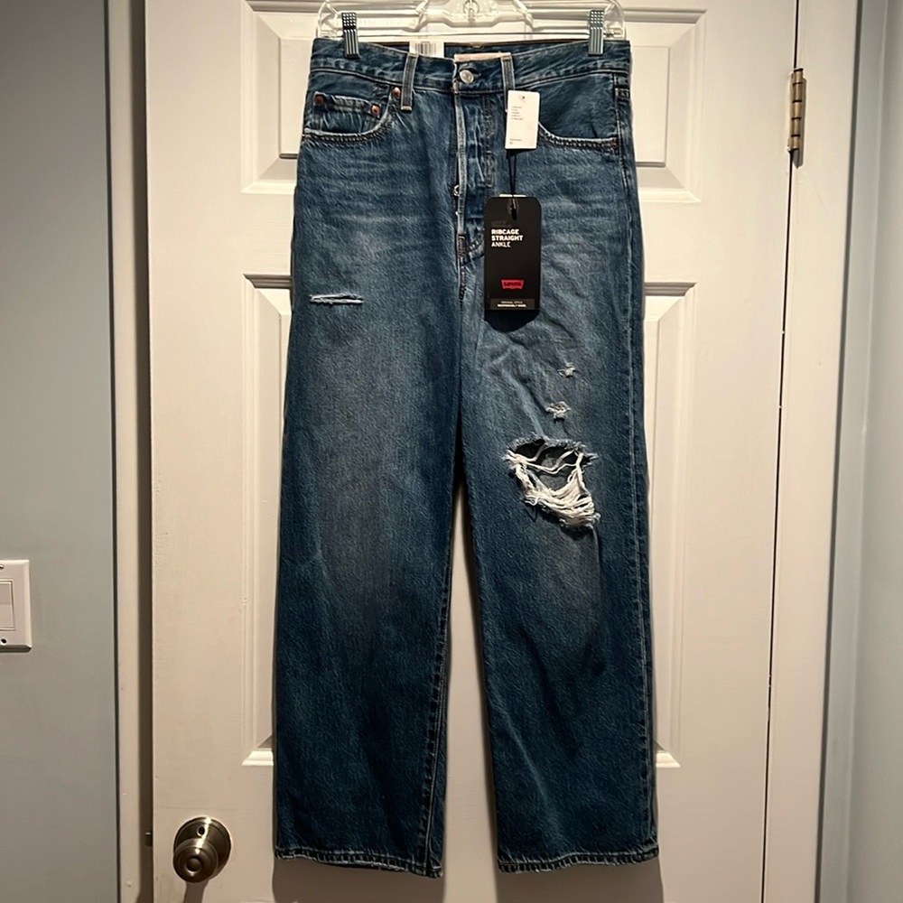 Levi’s Ribcage Straight Ankle